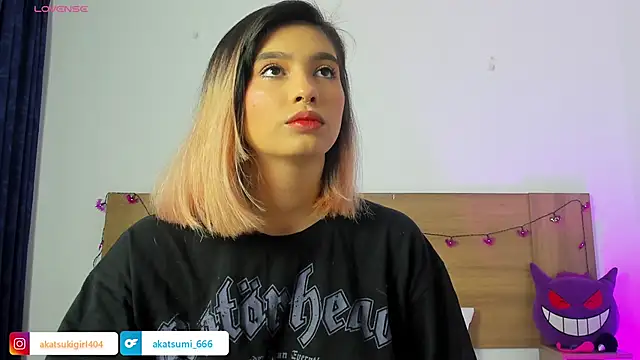 Akatsumi  online show from 28, 10, 2025