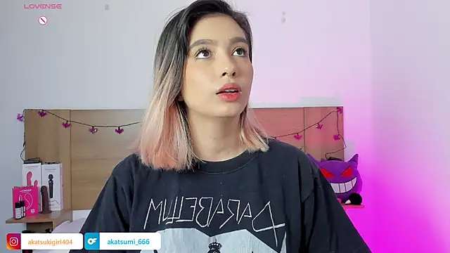 Akatsumi  online show from 31, 10, 2025