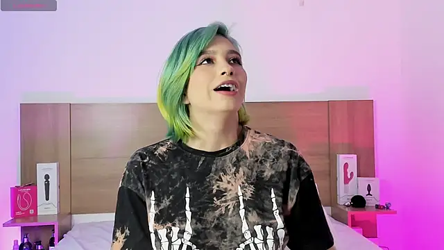 Akatsumi  online show from 22, 12, 2025