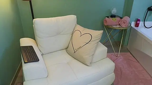 Calipso Parisi online show from 27, 3, 2026