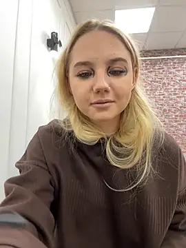 Sky Cutie online show from 31, 10, 2025