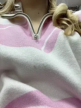 Sky Cutie online show from 30, 10, 2025