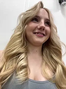 Sky Cutie online show from 25, 9, 2025