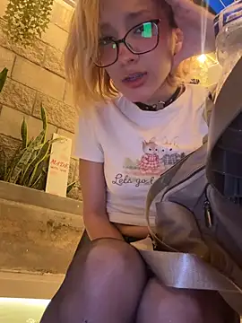 SweetBunnyGF online show from 5, 6, 2026