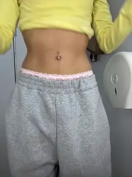 SweetBunnyGF online show from 25, 2, 2026