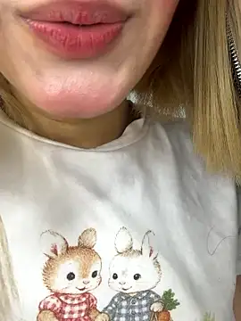 SweetBunnyGF online show from 13, 1, 2026