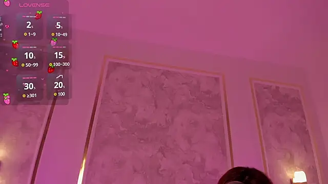 doll eyees  online show from 17, 10, 2025