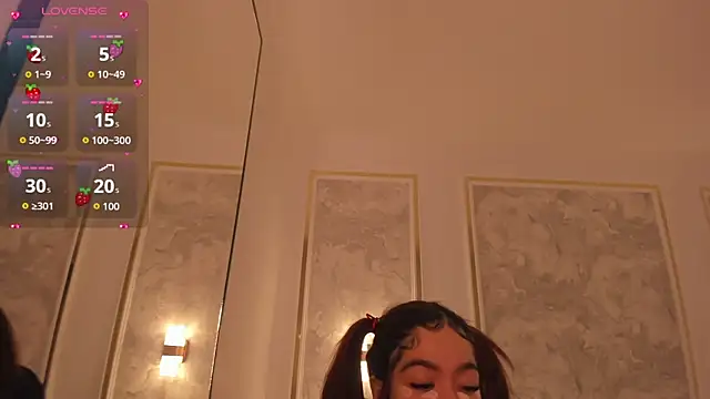 doll eyees  online show from 9, 10, 2025