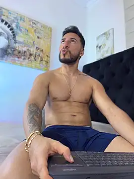 Snapshot of Thiago_Hill chatting on 3, 6, 2026 Thiago Hill online show from 3, 6, 2026