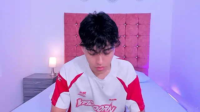 Dani rivass online show from 10, 2, 2026