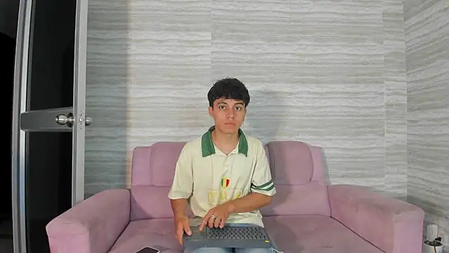 Dani rivass online show from 7, 2, 2026