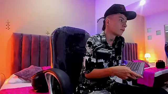 Nascary Fox online show from 1, 11, 2025