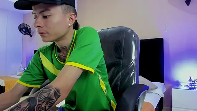 Nascary Fox online show from 12, 11, 2025