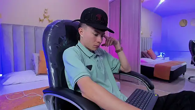 Nascary Fox online show from 10, 1, 2026