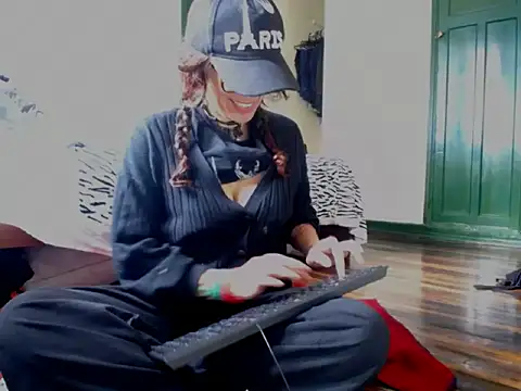 fenix colette online show from 21, 4, 2026