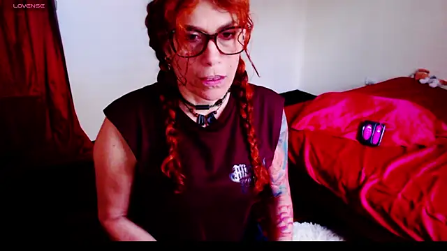 Snapshot of fenix_colette chatting on 16, 7, 2026 fenix colette online show from 16, 7, 2026