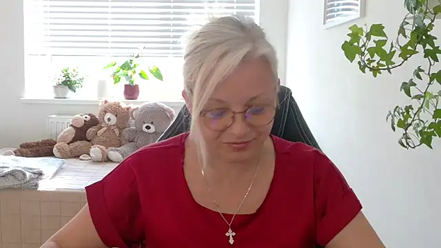 Linsy Kim online show from 19, 3, 2026