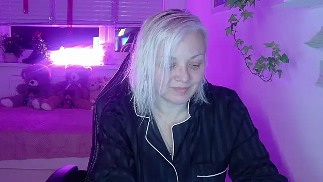 Linsy Kim online show from 9, 1, 2026