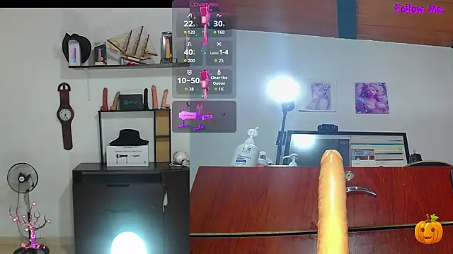 keily  funny online show from 31, 10, 2025