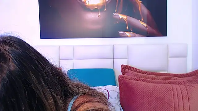 NicoletBlossom online show from 13, 4, 2026