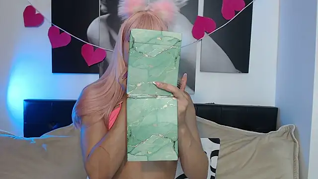 NicoletBlossom online show from 12, 2, 2026