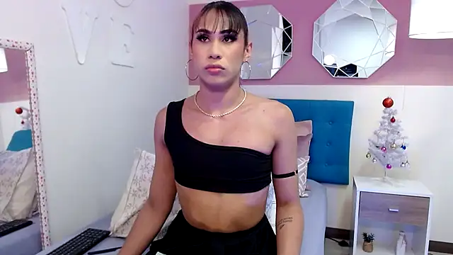 NicoletBlossom online show from 28, 11, 2025