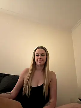imyourgoodgirl69 online show from 19, 9, 2025
