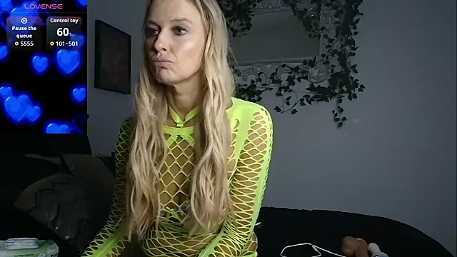 imyourgoodgirl69 online show from 17, 3, 2026