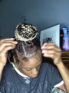 Tishrella6 online show from 15, 1, 2026