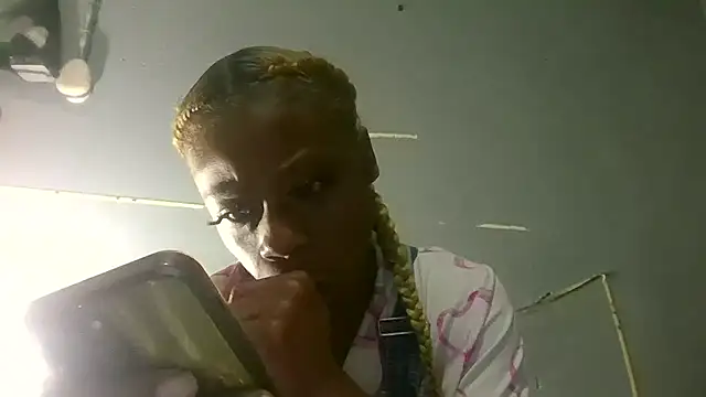 Tishrella6 online show from 23, 4, 2026