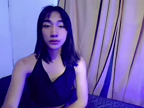 Aiko shemalexxx online show from 12, 11, 2025