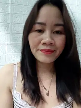 Singlemom69x online show from 27, 11, 2025