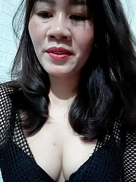 Singlemom69x online show from 10, 7, 2026