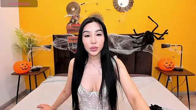 Jennifer Munoz online show from 29, 10, 2025