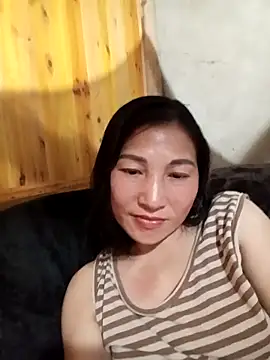 YAYAA-502 online show from 15, 4, 2026