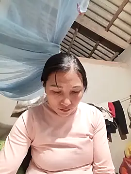 YAYAA-502 online show from 15, 12, 2025