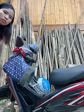 Ngoc-bbi online show from 14, 12, 2025