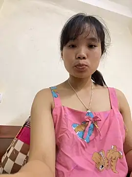 Ngoc-bbi online show from 4, 10, 2025