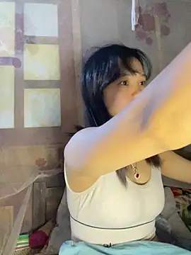 Snapshot of Ngoc-bbi chatting on 29, 10, 2025 Ngoc-bbi online show from 29, 10, 2025