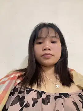 Snapshot of Ngoc-bbi chatting on 6, 10, 2025 Ngoc-bbi online show from 6, 10, 2025