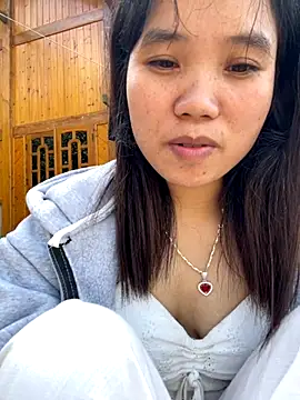 Snapshot of Ngoc-bbi chatting on 7, 11, 2025 Ngoc-bbi online show from 7, 11, 2025