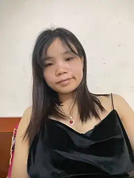 Snapshot of Ngoc-bbi chatting on 10, 11, 2025 Ngoc-bbi online show from 10, 11, 2025