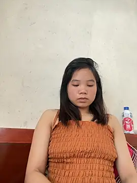 Snapshot of Ngoc-bbi chatting on 13, 10, 2025 Ngoc-bbi online show from 13, 10, 2025