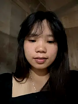 Snapshot of Ngoc-bbi chatting on 18, 11, 2025 Ngoc-bbi online show from 18, 11, 2025