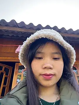 Snapshot of Ngoc-bbi chatting on 30, 11, 2025 Ngoc-bbi online show from 30, 11, 2025