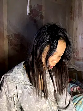 Snapshot of Ngoc-bbi chatting on 25, 10, 2025 Ngoc-bbi online show from 25, 10, 2025