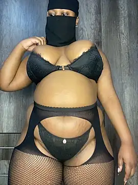 Snapshot of Ebony_Warlock_ chatting on 2, 7, 2026 Ebony Warlock online show from 2, 7, 2026