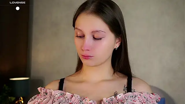 MelaniSeiver online show from 18, 11, 2025