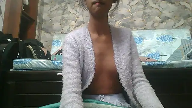 lily 9900 online show from 4, 12, 2025