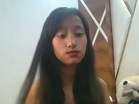 lily 9900 online show from 30, 10, 2025